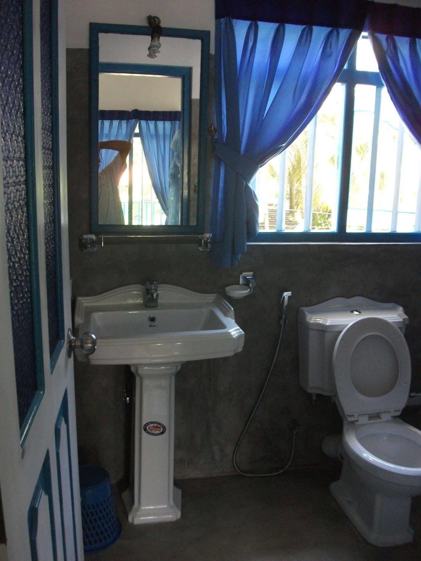 Zimmer Rest Unawatuna Esterno foto